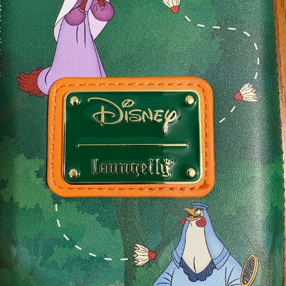 Disney Loungefly Robin hood Green Zip Around Wallet - Picture 3 of 10